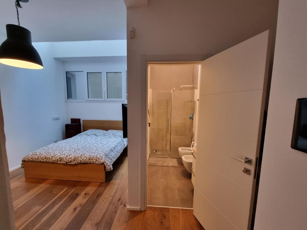Monolocale Corso Sempione T10691